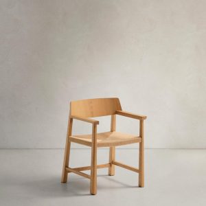 Стул Idun из массива дуба с натуральной отделкой и сиденьем из веревки