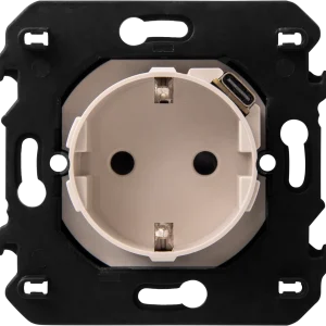 Vanguard Valero Розетка нем.ст. 2К+З со встр.зарядкой USB C + супп.2м ~250В 16А/=5В 1.5А 2 м. Песочный