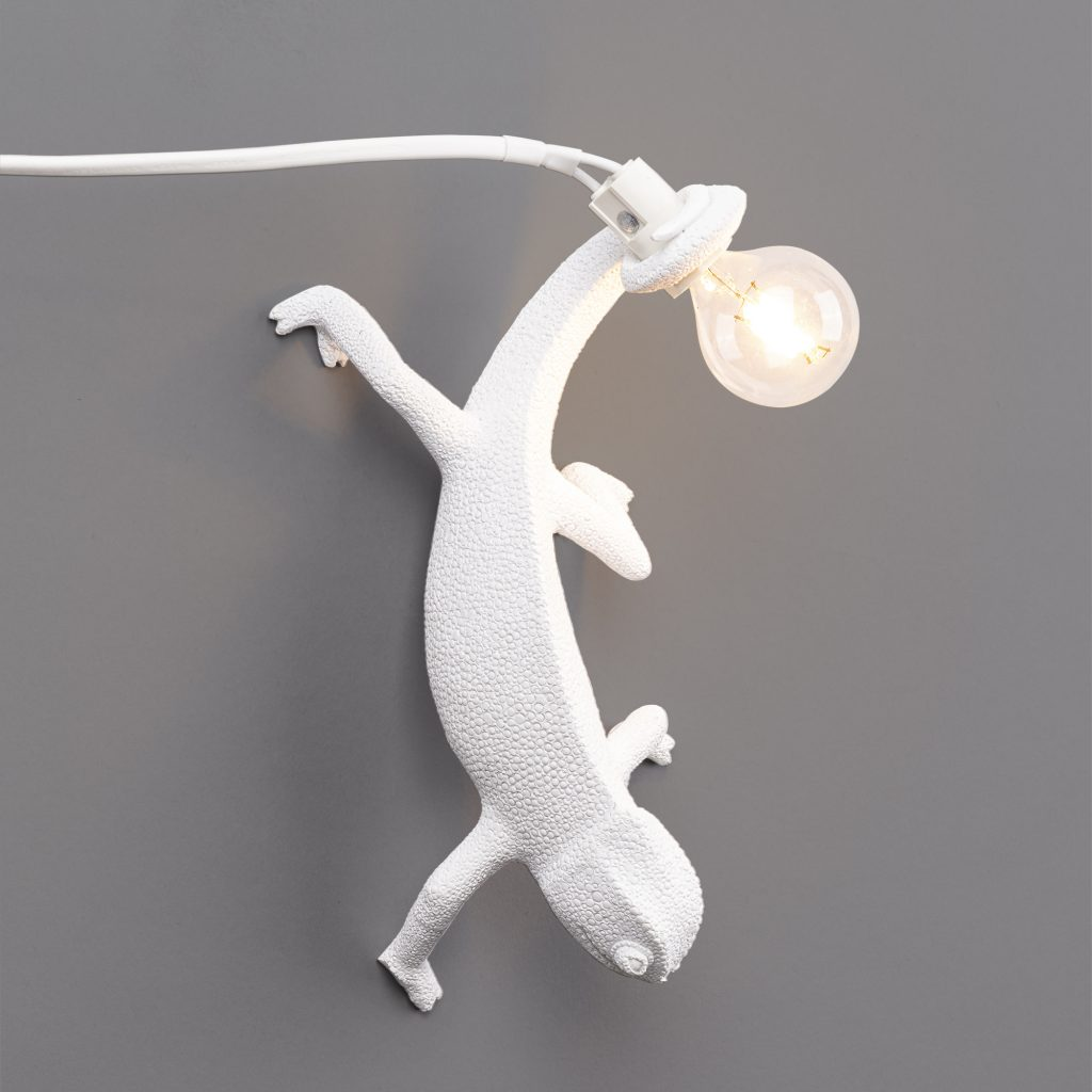 Настенный светильник Chameleon Going Down USB