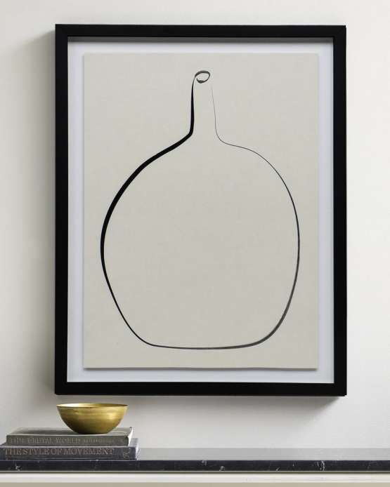 Постер “Drawing Vase” с чёрной рамой