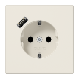 LS1520-18A Розетка SCHUKO® 16A с USB-зарядкой тип A 3A – LS (слоновая кость)