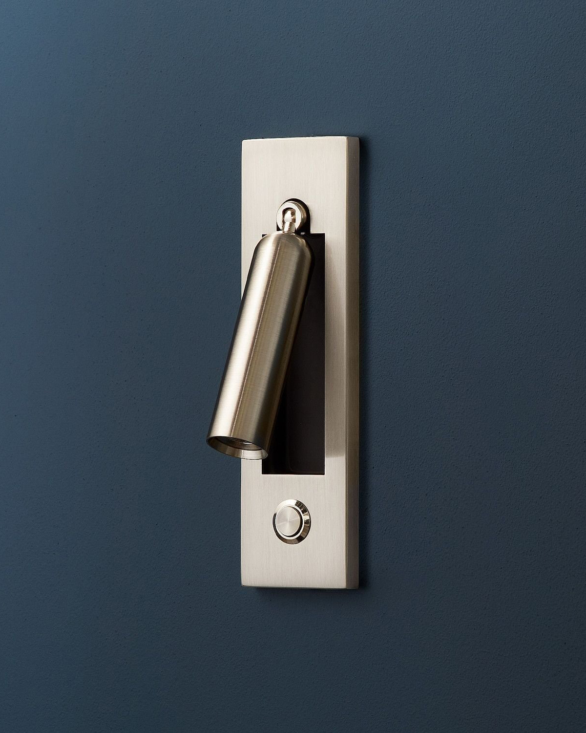 silver-trace-lamp