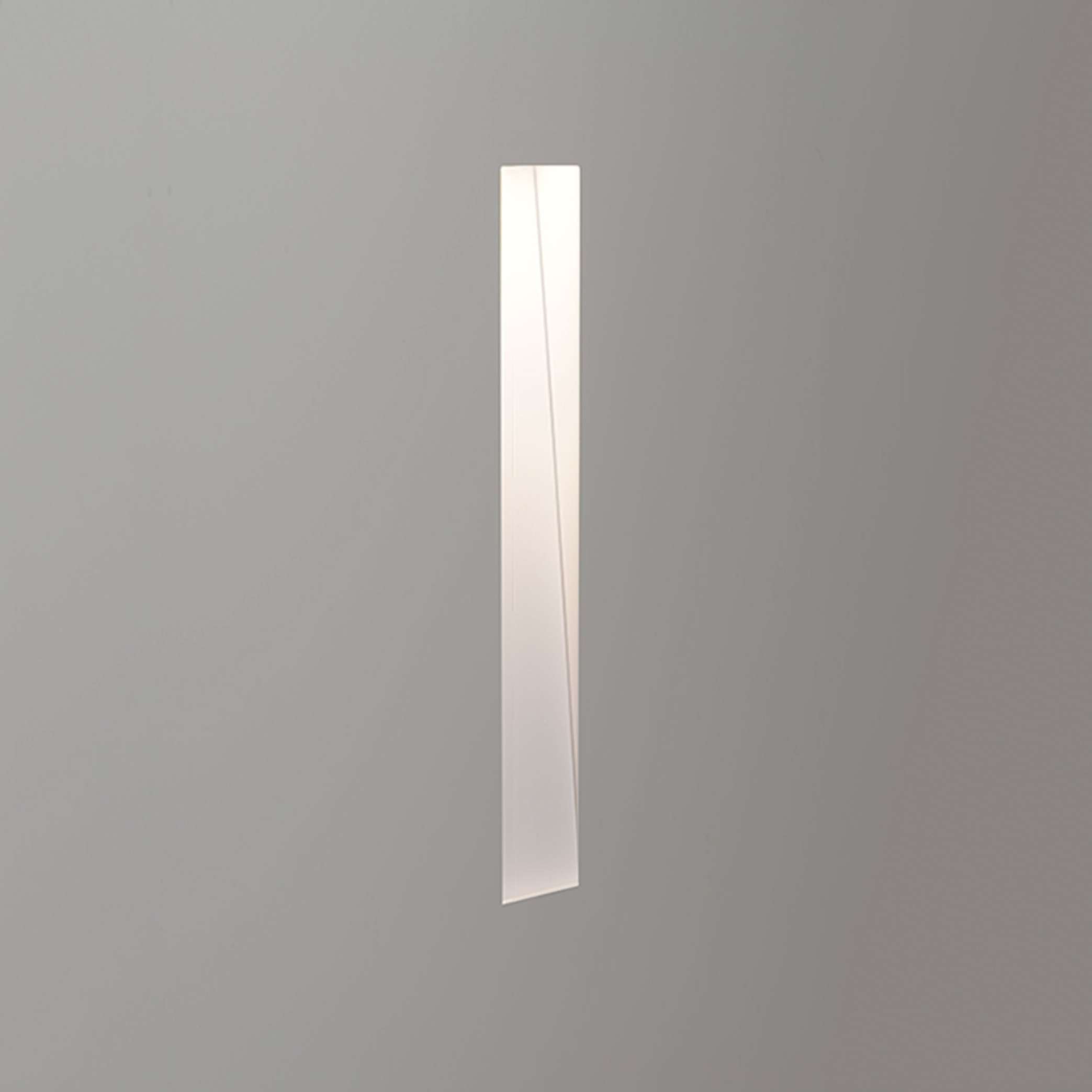 14123-7626-borgotrimless200-2700k