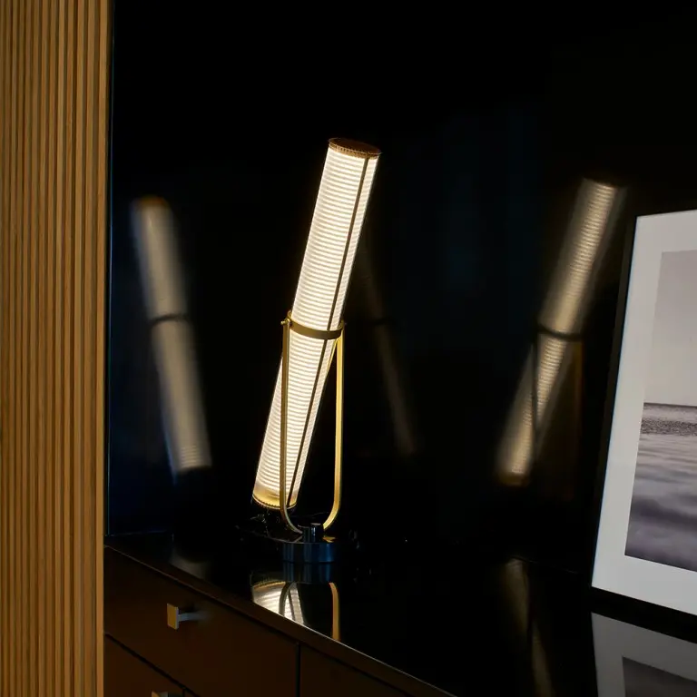 convertio.in_dcw-editions-la-lampe-frechin-modele-la-lampe-frechin-photos-miwiateb-s