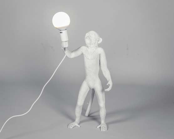 Лампа настольная The Monkey Lamp Standing Version — изображение 2
