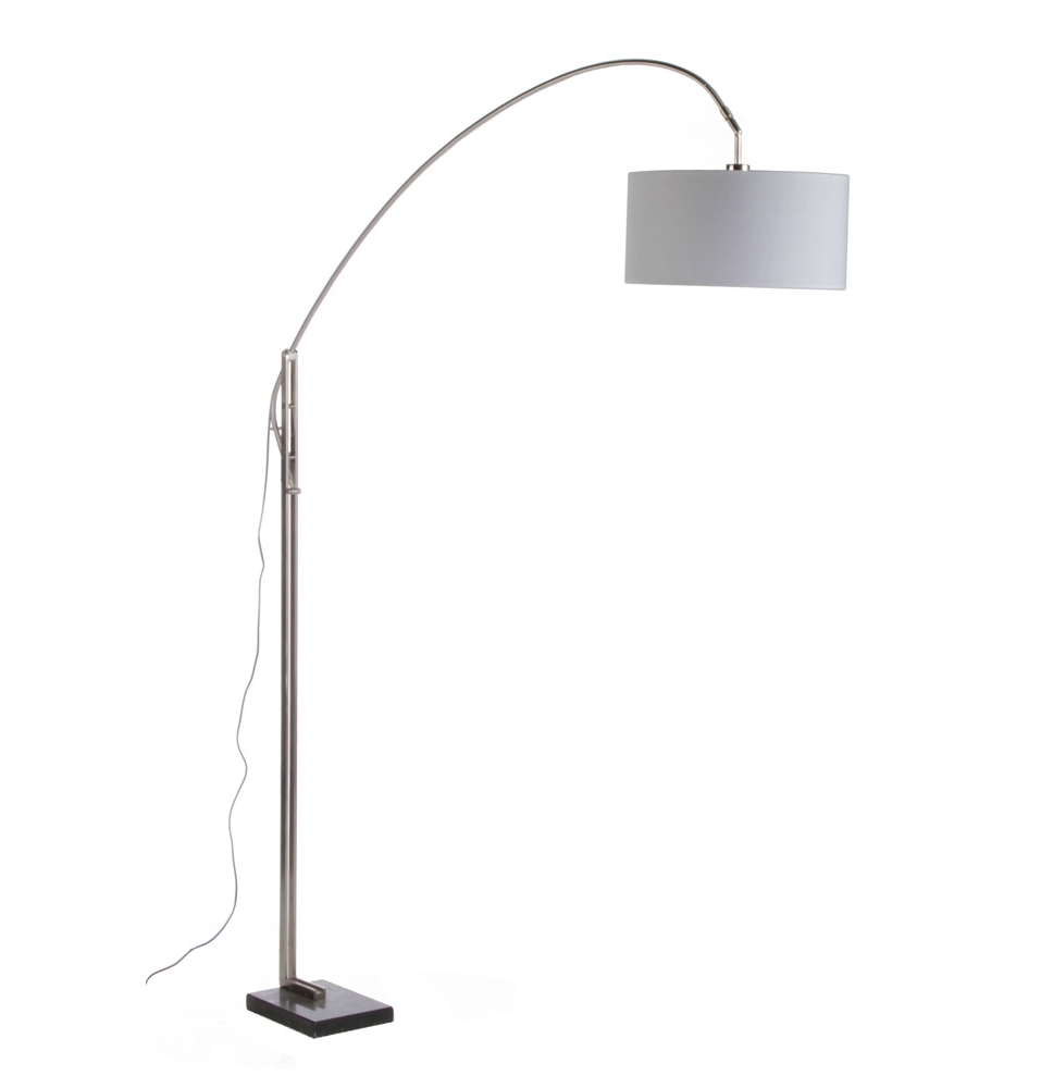 mama_floor_lamp