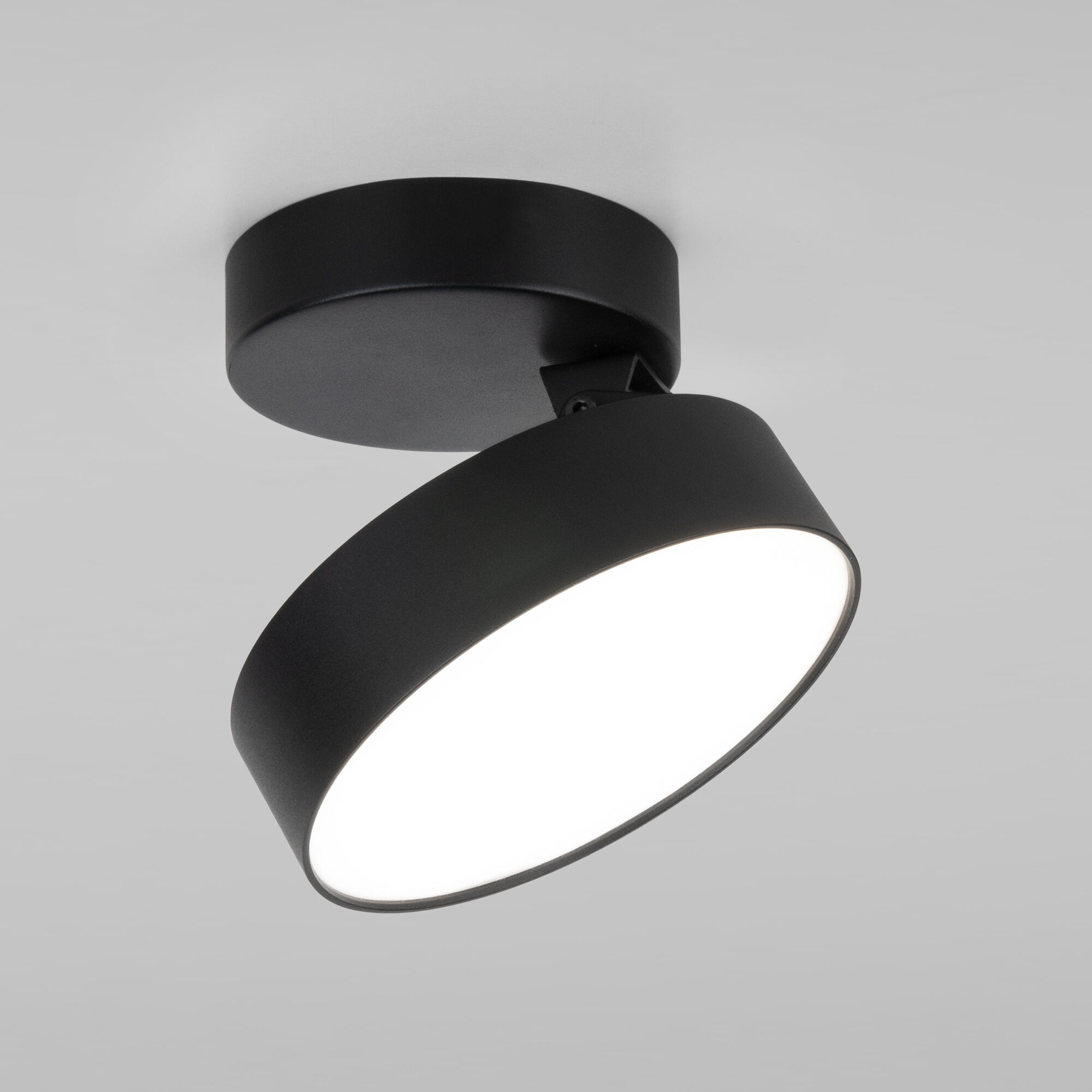 nakladnoy-povorotnyy-svetodiodnyy-svetilnik-pila-chernyy-12w-4200k-25135-led-a060189-0001