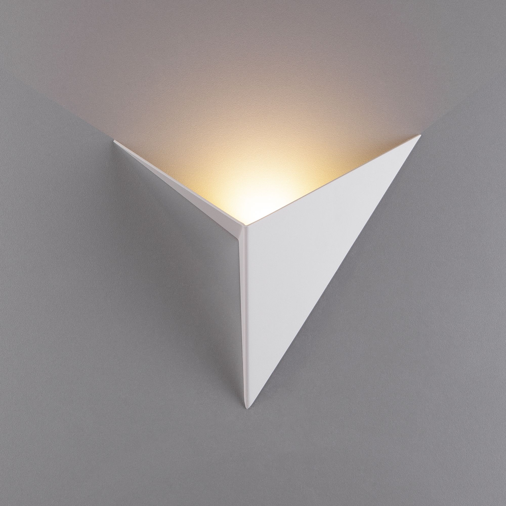 parete-led-belyy-nastennyy-svetodiodnyy-svetilnik-mrl-led-3w-1008-ip20-a038823_0003