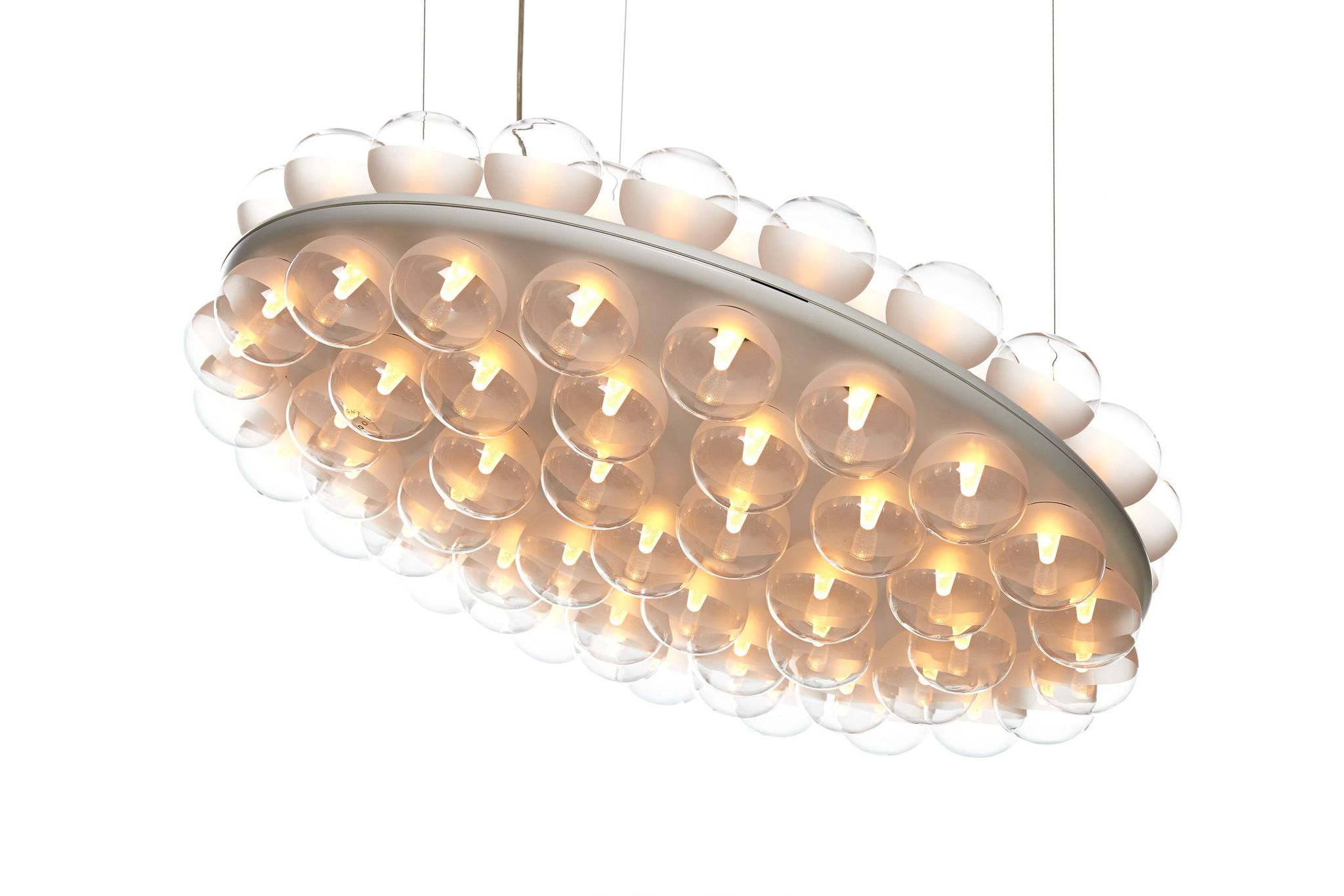 prop-light-round-double-on-185-forweb-moooi