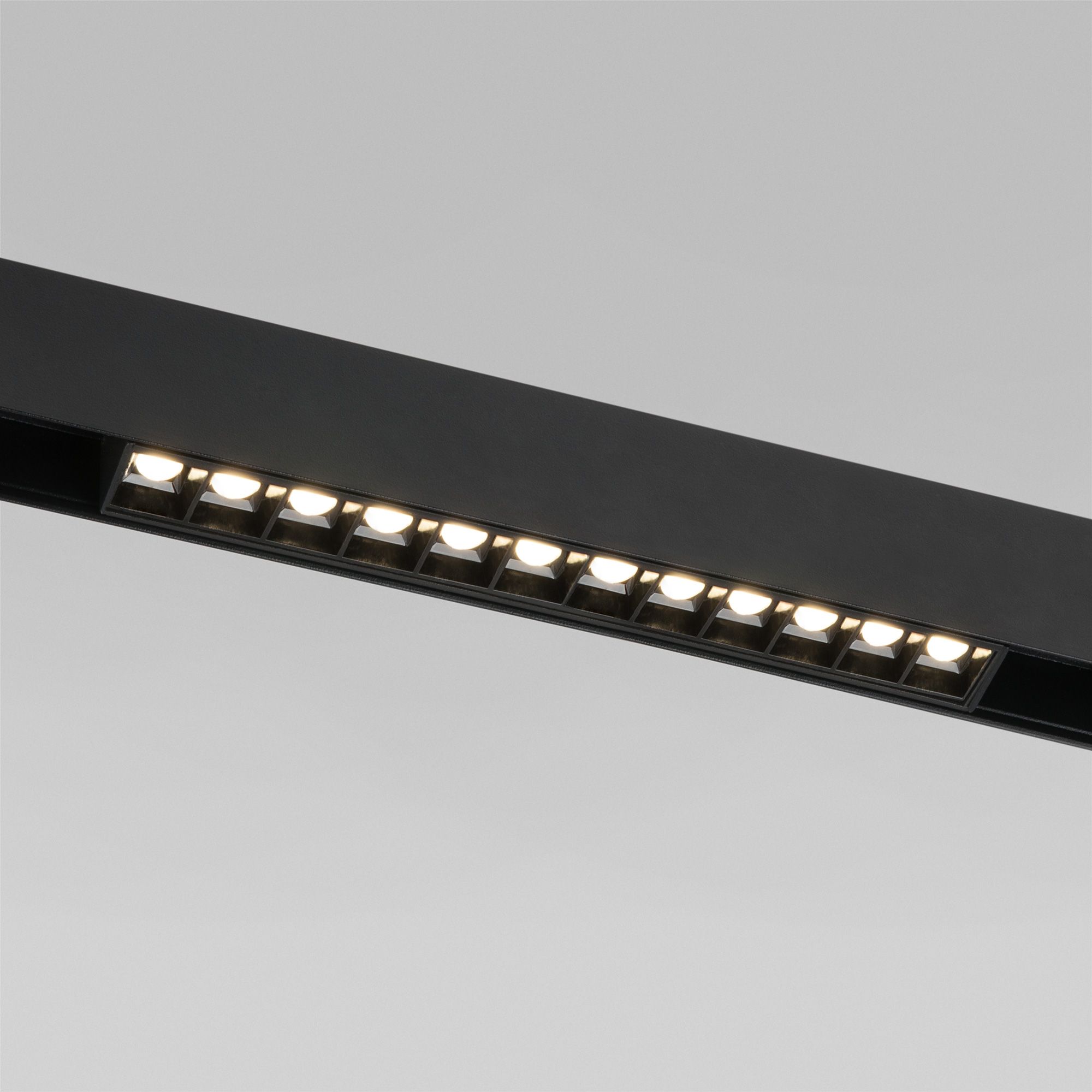 slim-magnetic-sl02-trekovyy-svetilnik-12w-4200k-chernyy-85005-01-a057193-0001