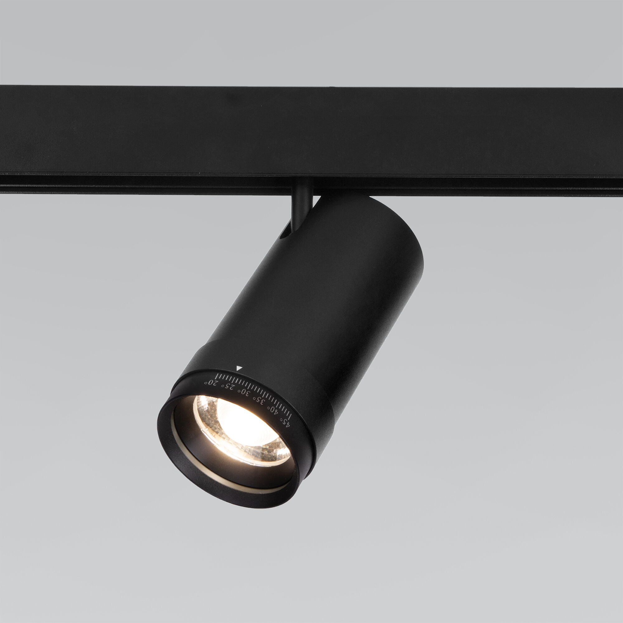 slim-magnetic-trekovyy-povorotnyy-svetilnik-25w-4200k-modify-chernyy-85045-01-a062819-0001