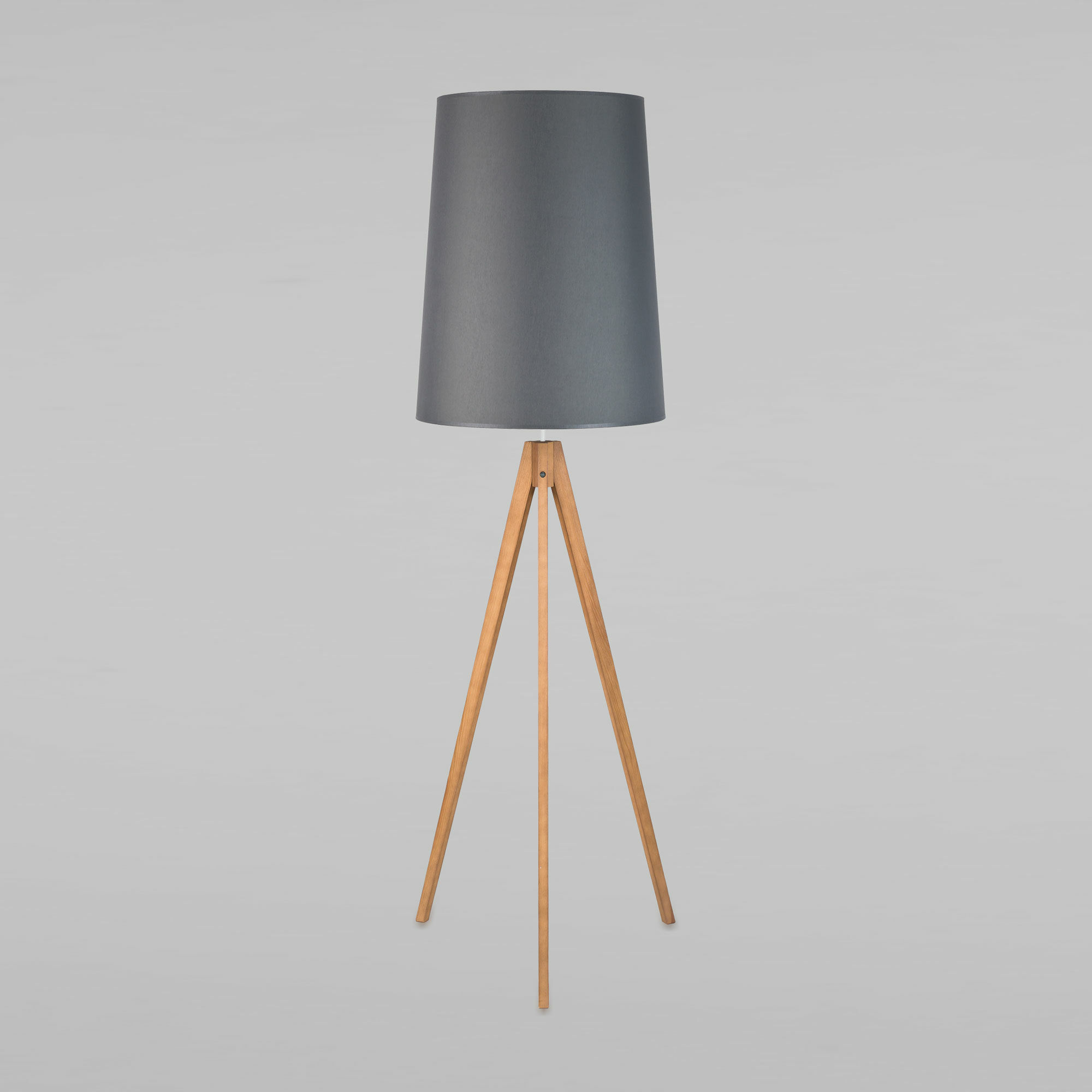 napolnyy-svetilnik-s-tkanevym-abazhurom-5046-walz-a059614-0001