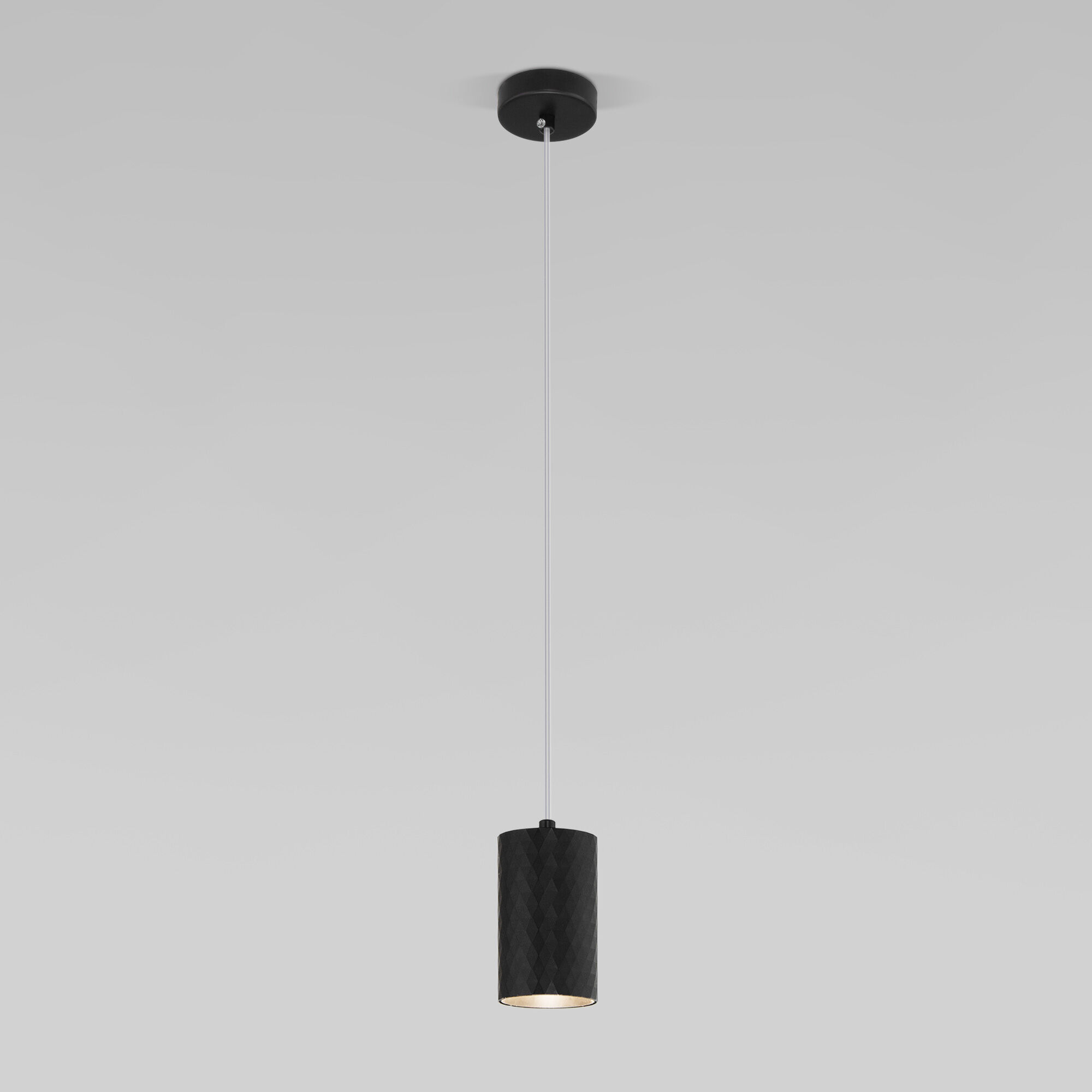 podvesnoy-svetodiodnyy-svetilnik-v-stile-loft-50247-1-led-chernyy-a061440-0001