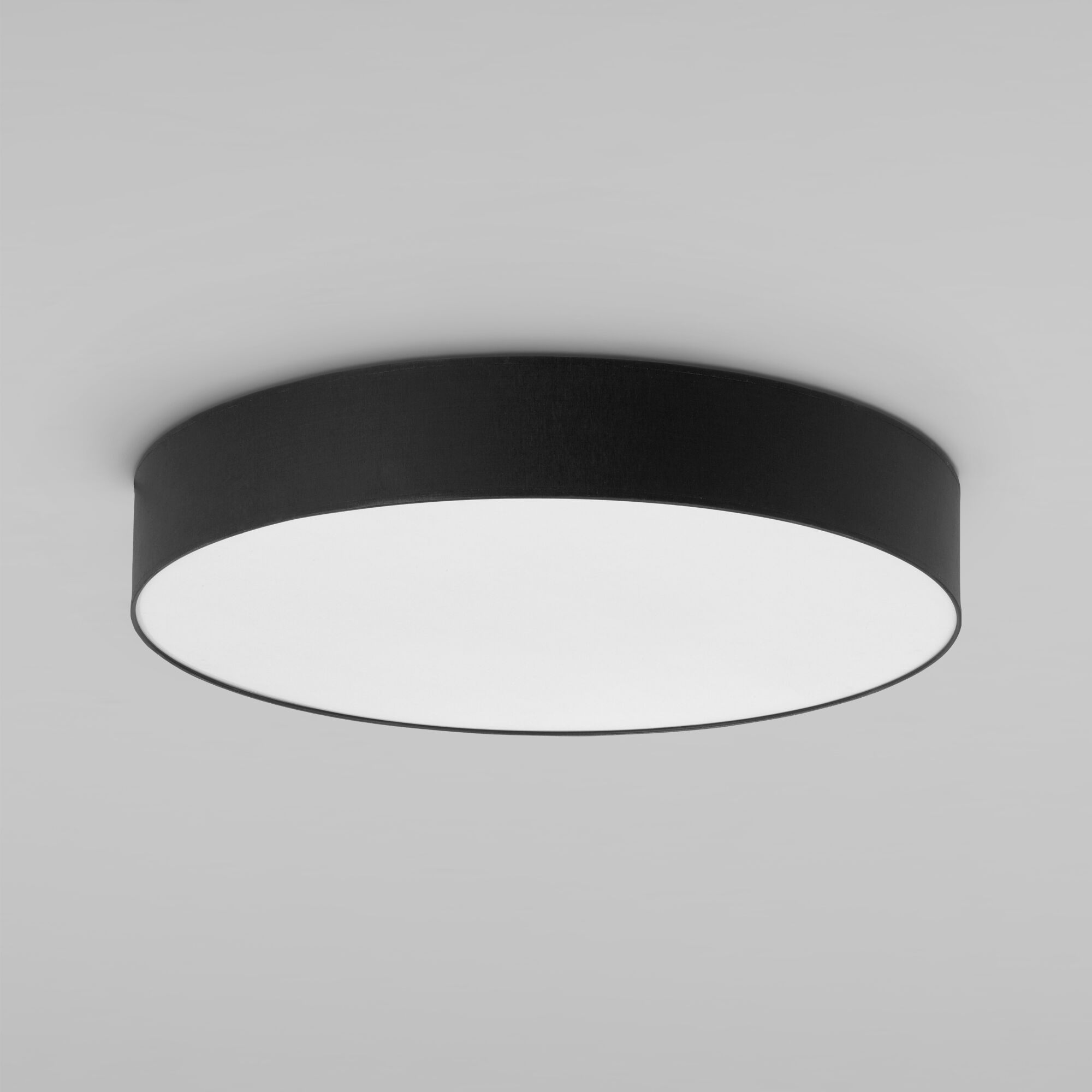potolochnyy-svetilnik-s-tkanevym-abazhurom-4409-rondo-black-a059574-0001