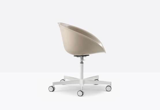 Стул gliss 960/2  Pedrali. Италия. — изображение 2