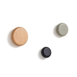 Nadue Набор из 3 настенных крючков из массива бука с натуральной, серой и черной
отделкой