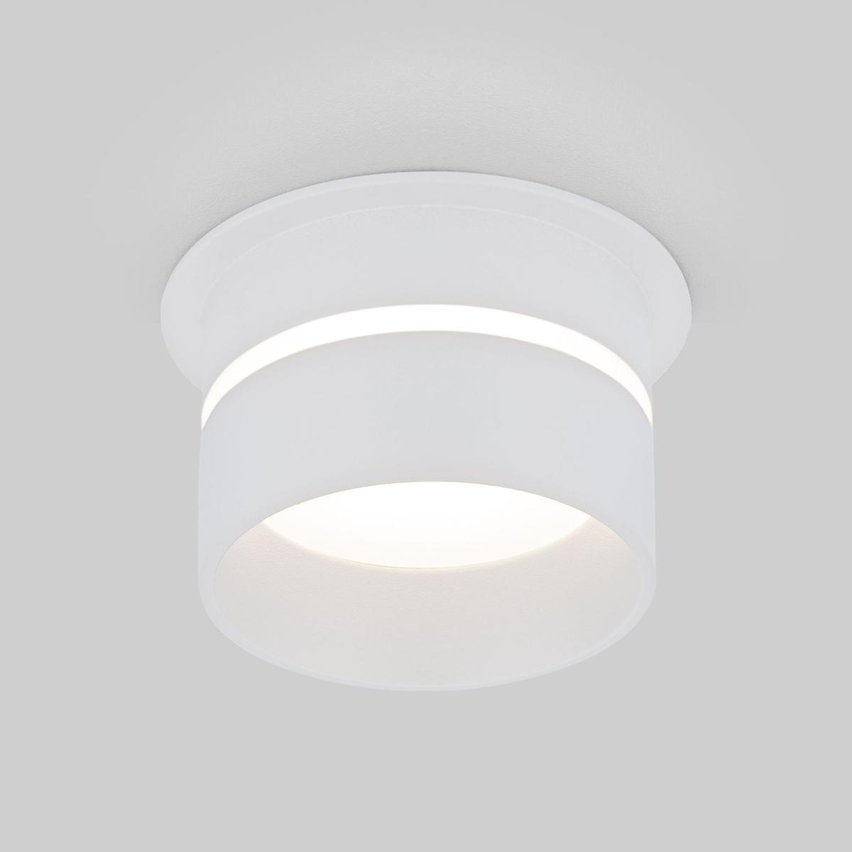 vstraivaemyy-tochechnyy-svetilnik-6075-mr16-wh-belyy-a045489_0001