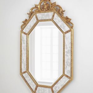 Золотое настенное зеркало "Лидс"