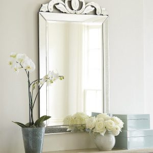 Зеркало настенное в раме "Сальваторе"