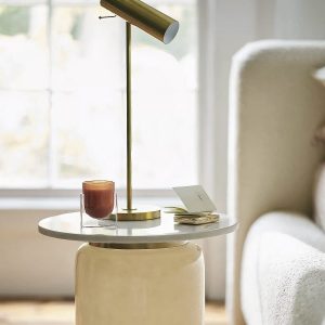 Золотая настольная лампа "Ллойд"