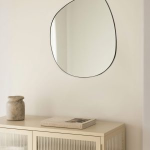 Ассиметричное настенное зеркало “Анора”