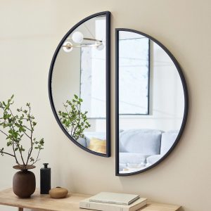 Чёрное настенное зеркало "Омаха"