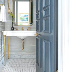 Зеркало в золотой раме "Леннокс"