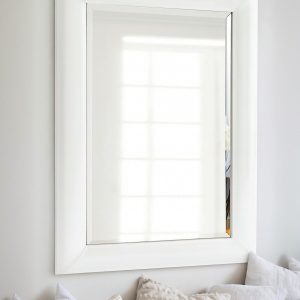 Зеркало в белой раме "Жизель"