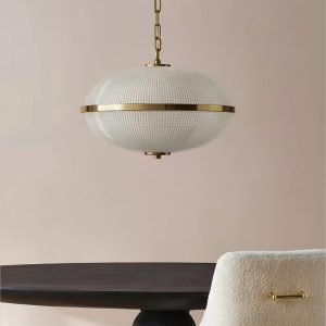 Золотой подвесной светильник "Гейбл" с прозрачным плафоном