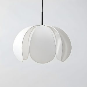 Чёрный подвесной светильник "Флэк" с белым абажуром