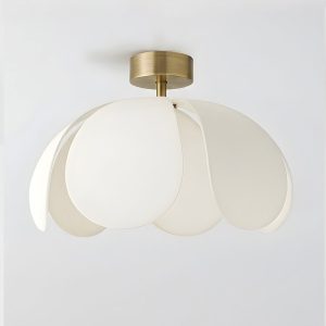 Золотистый потолочный светильник "Флэк" с белым абажуром