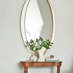 Овальное зеркало в белой раме "Дита"